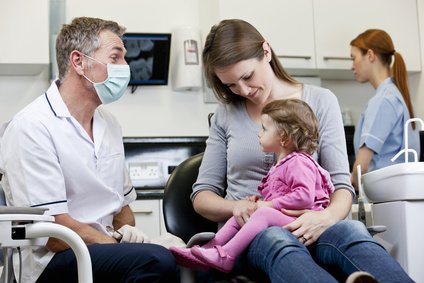 Bei Kindern ist die Ursache meist eine Mandelentzündung