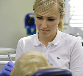 Zahnärztin Anna Wojcik